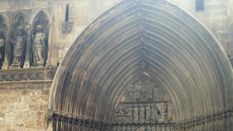 PORTADA IGLESIA DEL SANTO SEPULCRO (XIV). ESTELLA.